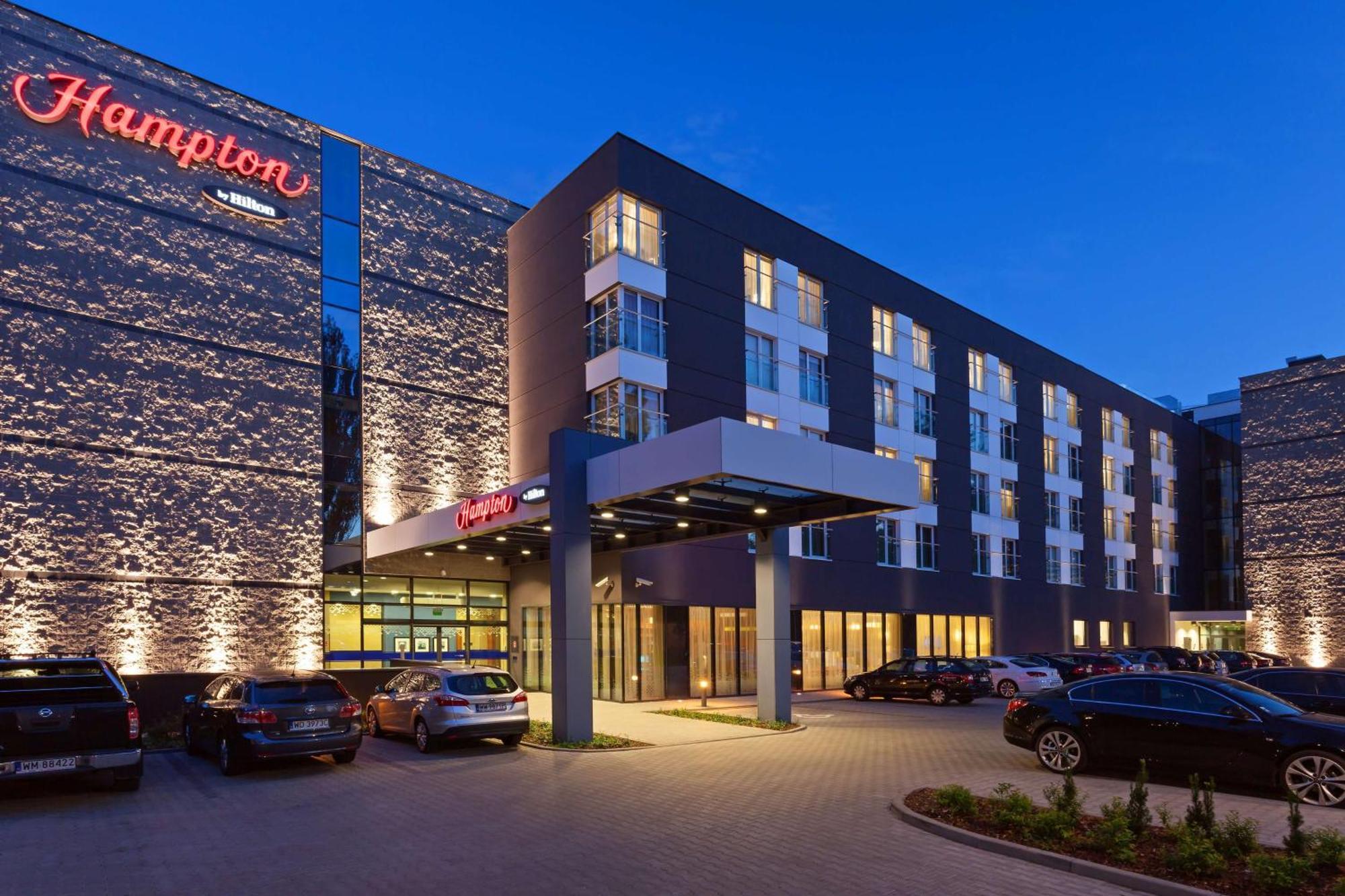 Hotel Hampton By Hilton Warsaw Airport Exteriér fotografie