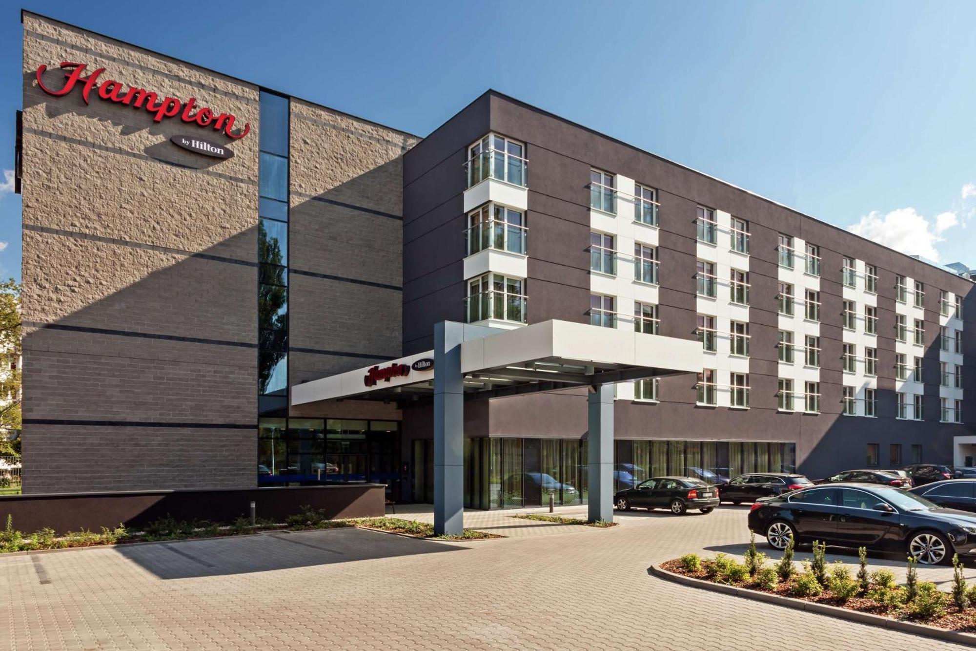 Hotel Hampton By Hilton Warsaw Airport Exteriér fotografie